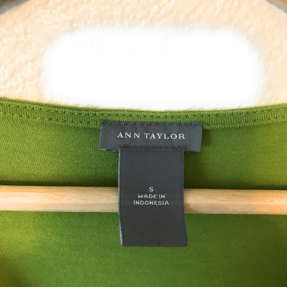 Ann Taylor Green sleeveless Top  size S - Picture 5 of 5